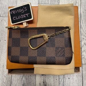 💯 Authentic Louis Vuitton Damier Ebene Key Pouch box + dustbag included